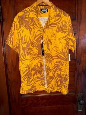 Medium Good Vibes Button Down T Shirt